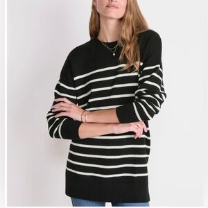 Vineyard Vines Striped Crew Sweater.  New. Small